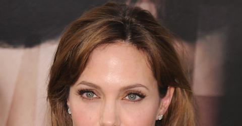 2010__07__okmagazine_angelina jolie1.jpg