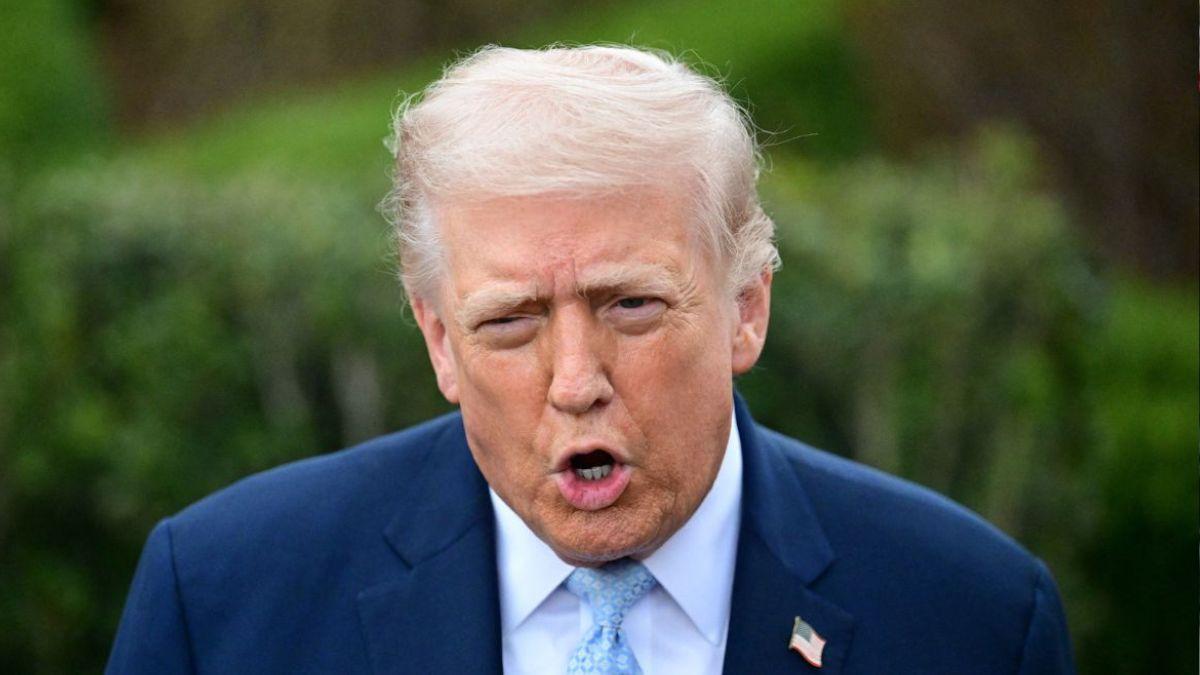 image of The president has confessed he cautious when taking stairs.