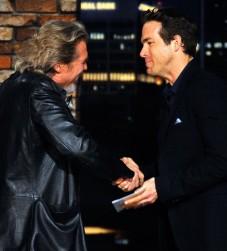2011__05__Jeff_Bridges_Ryan_Renolds_May6news 227×300.jpg