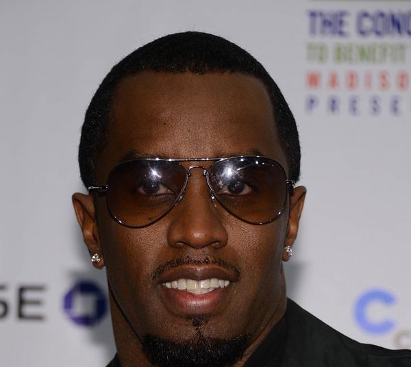 Diddy Shows His Funny Side In Hilarious Outtakes From His Sean John At ...