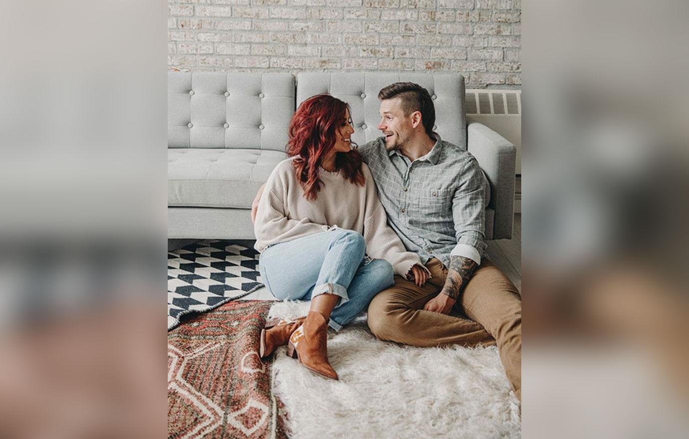 chelsea-houska-instagram-photoshoot-cole-deboer-family-photos