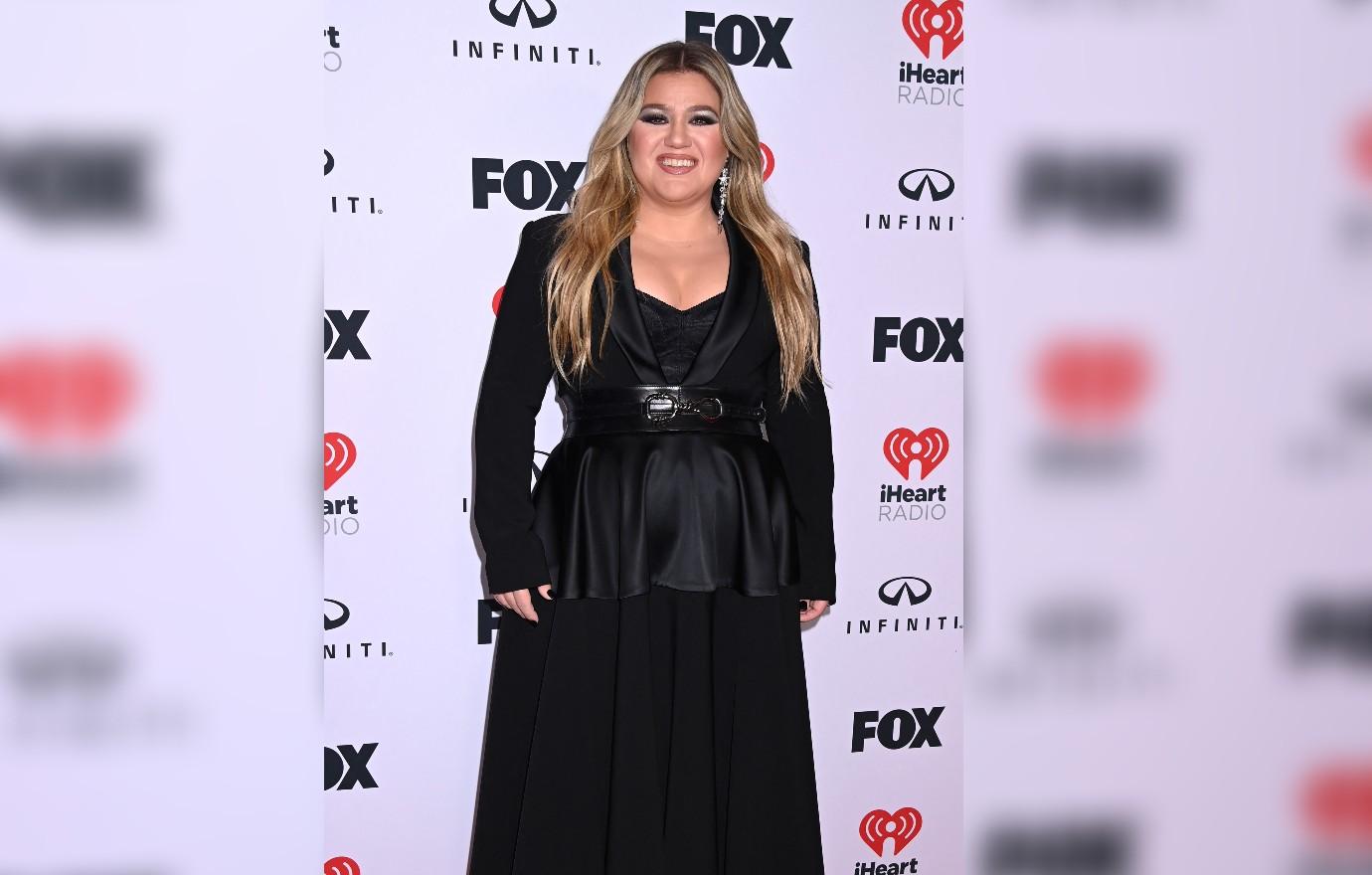 kellyclarkson iheart