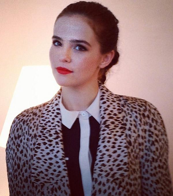 Zoey deutch new york fashion week