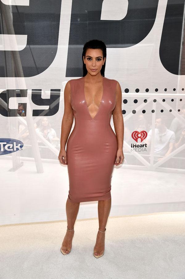 Pregnant Kim Kardashian Stuns In Bump-Baring Latex Dress Despite Feeling  'So F—king Sick' And Ranting On Twitter