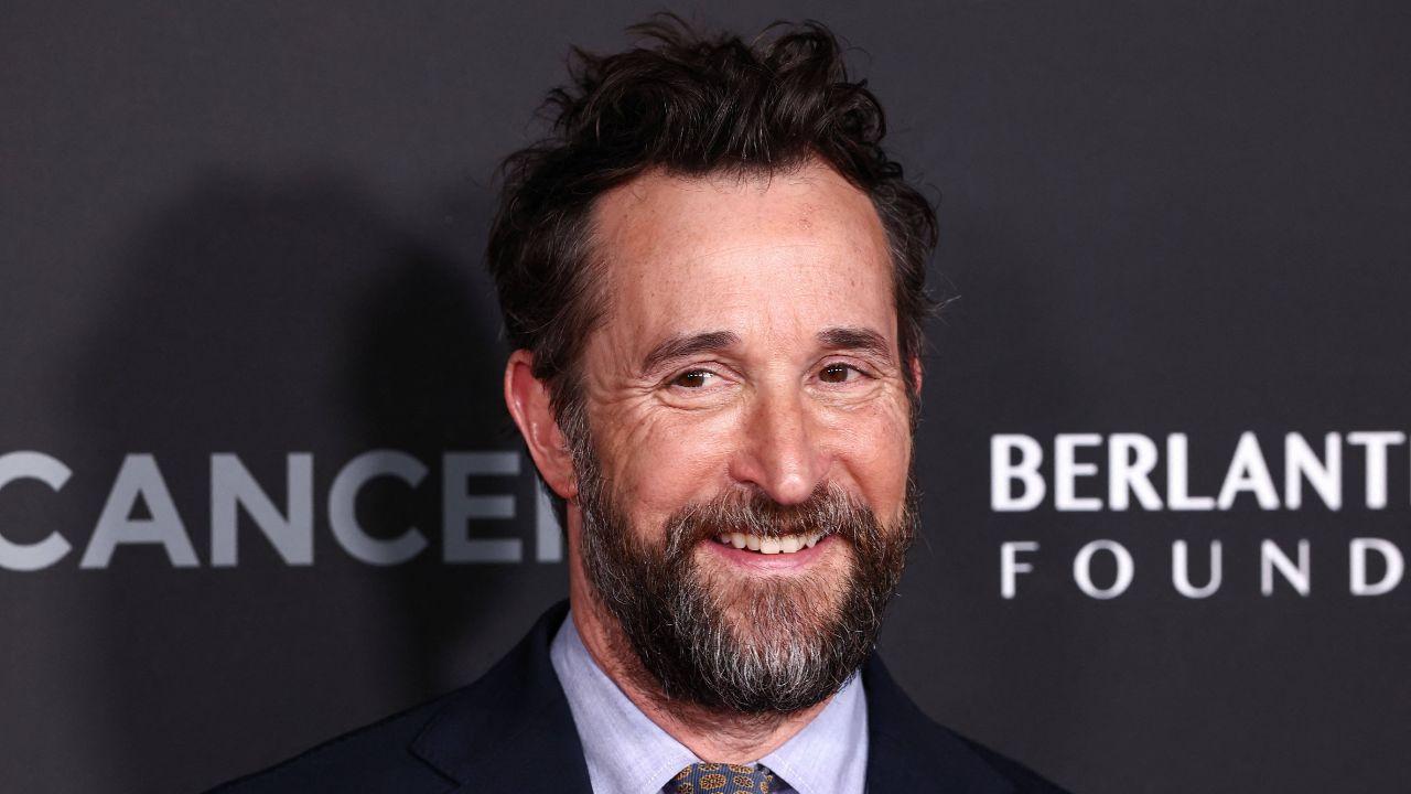 Photo of Noah Wyle.