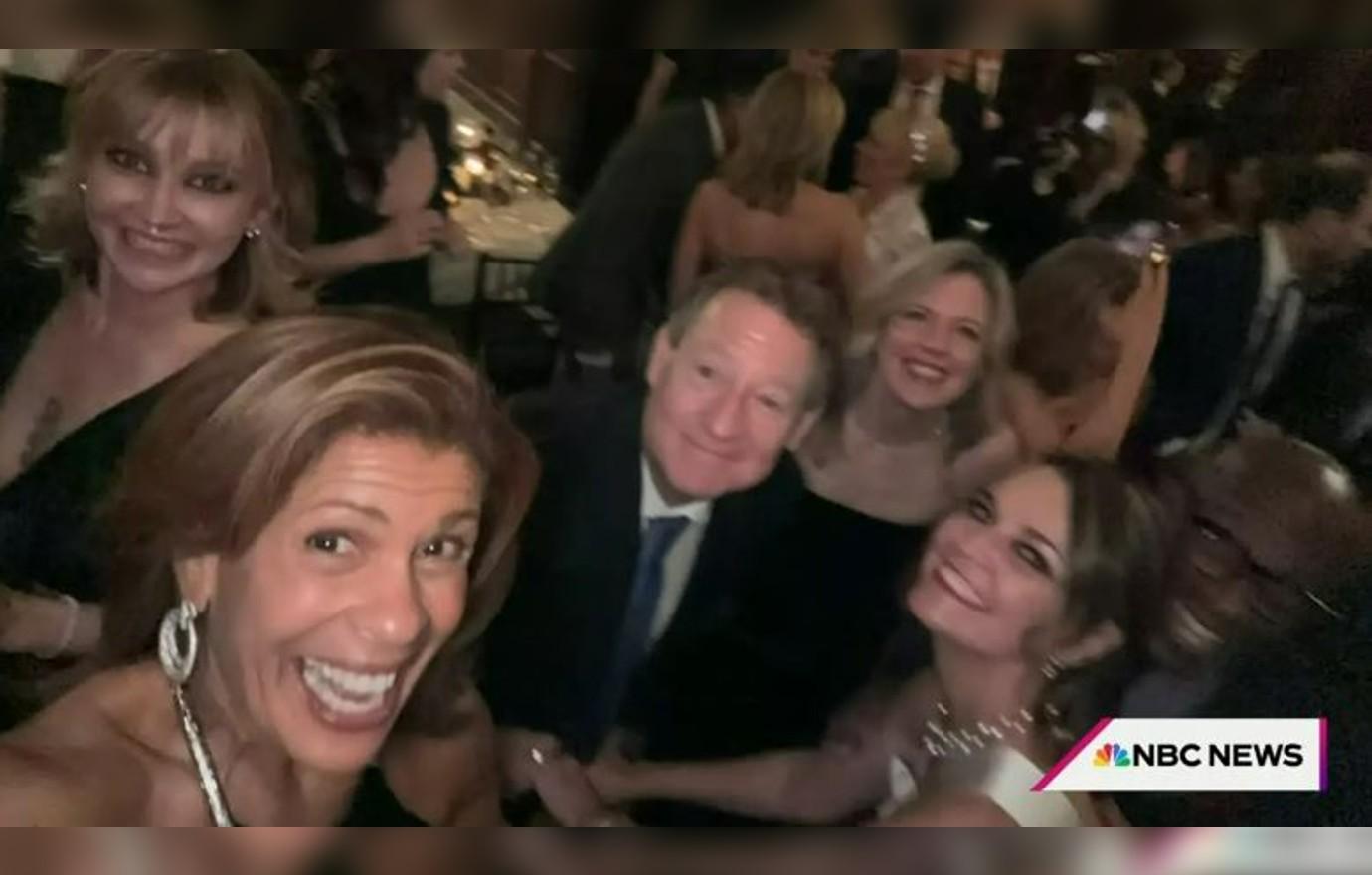 hoda kotb snubs matt lauer today show wedding photos