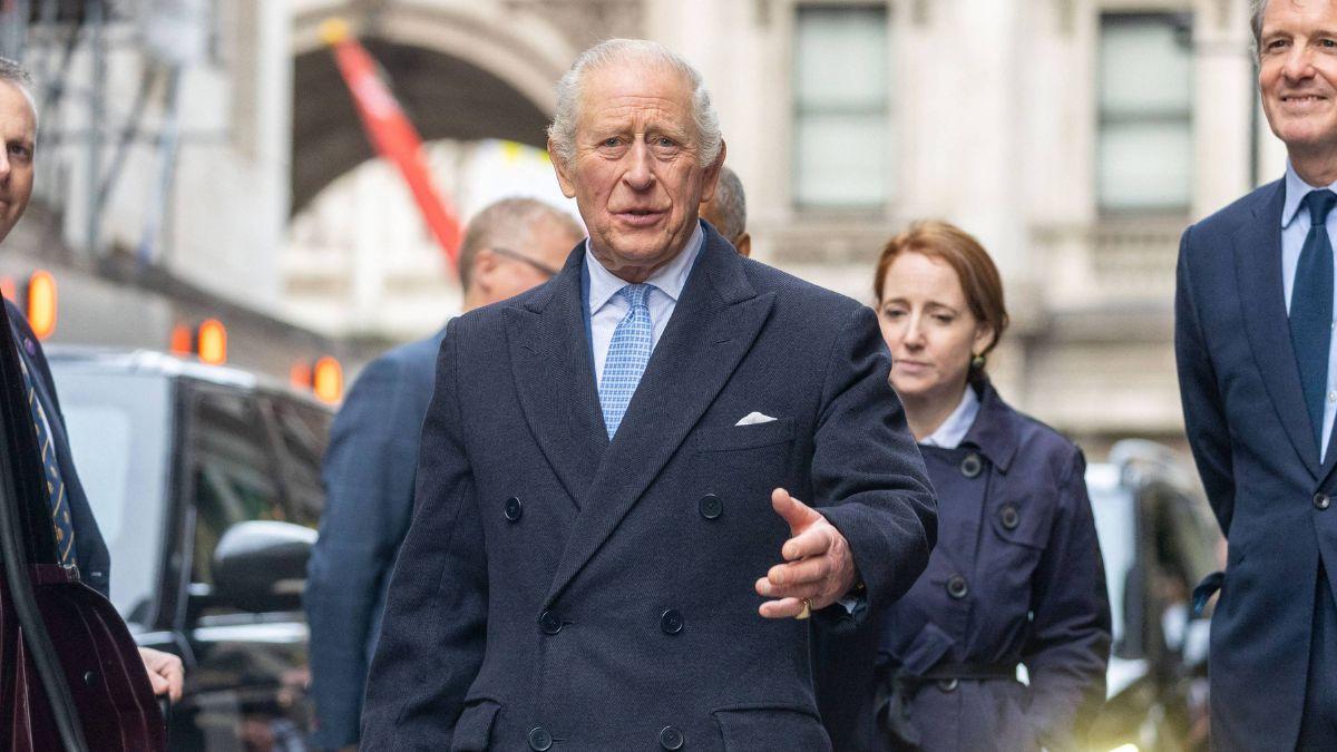 Image of A relaxed dress code signals a break from protocol.