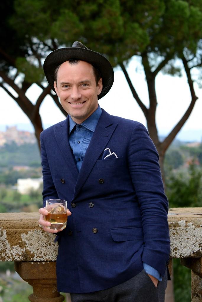 Jude Law attends the Johnnie Walker Blue Label photocall for 'The Gentleman's Wager II' at Villa Mondragone on October 31, 2015 in Rome, Italy.