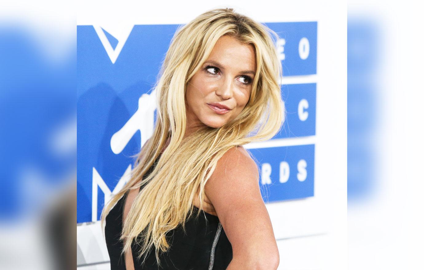 britney spears mom lynne demands thousands pop star estate