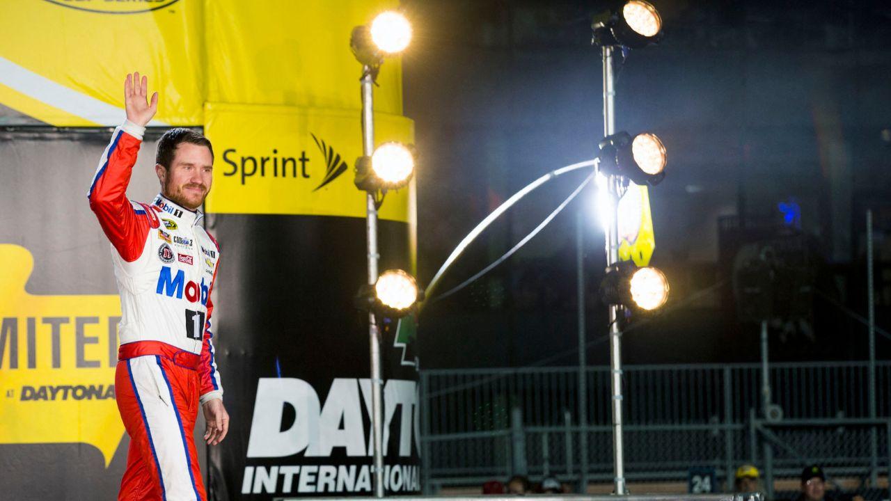 pic of Brian Vickers.