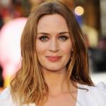 2011__06__Emily_Blunt_June8newsnea 150&#215;150.jpg