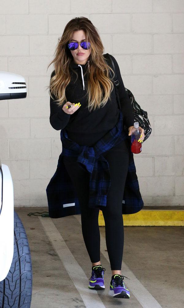 Khloe kardashian gym 02