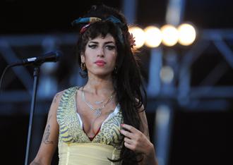 Amy winehouse nov3newsbt.jpg