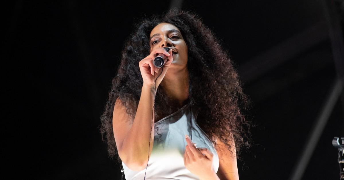 Photo of Solange on stage