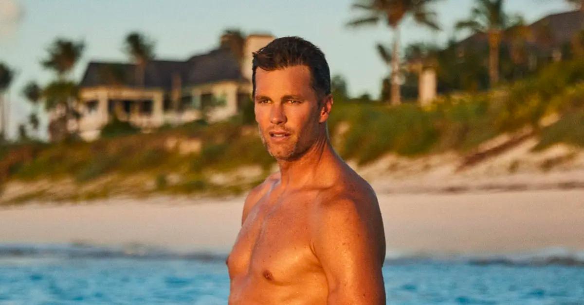 Ripped, shirtless Tom Brady jokes about NFL comeback