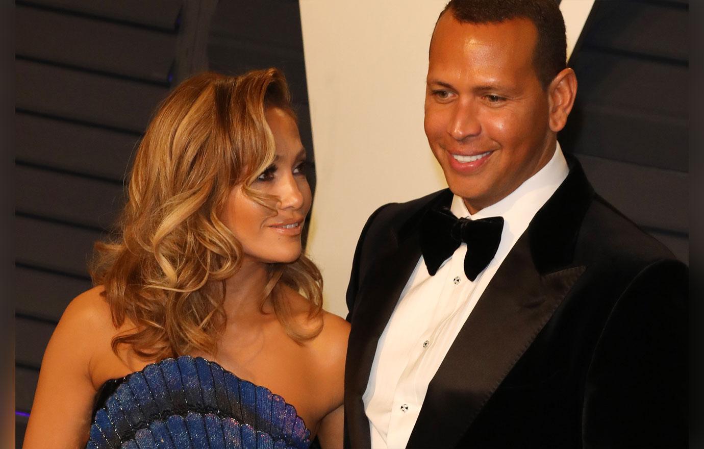 Jose Canseco claims Alex Rodriguez is CHEATING on Jennifer Lopez