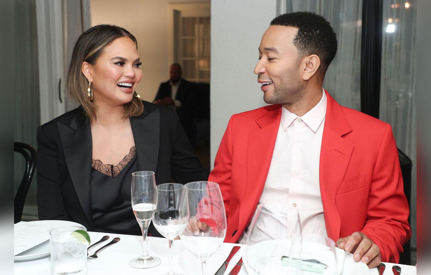 Chrissy Teigen & John Legend Get Comfy Inside Kris Jenner’s Bed