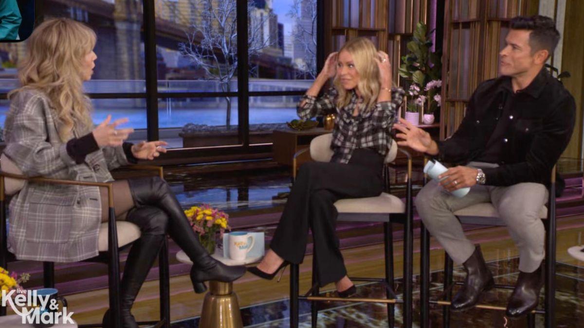 image of Jennette mccurdy Kelly Ripa and mark Consuelos