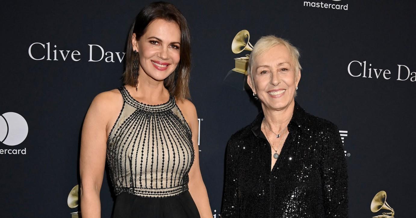 Photo of Julia Lemigova and Martina Navratilova. 