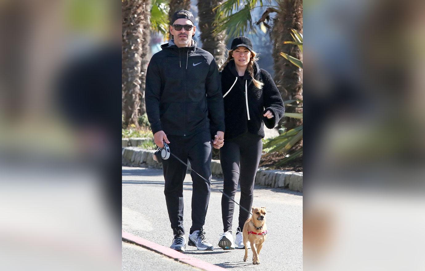 *EXCLUSIVE* LeAnn Rimes and Eddie Cibrian hike around Vancouver&#8217;s Seawall with their puppy