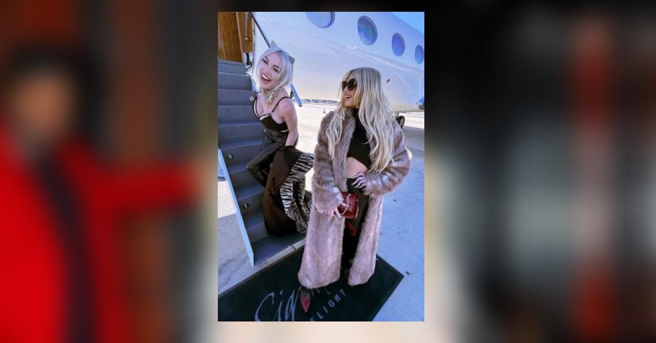 jessicasimpsonprivatejet