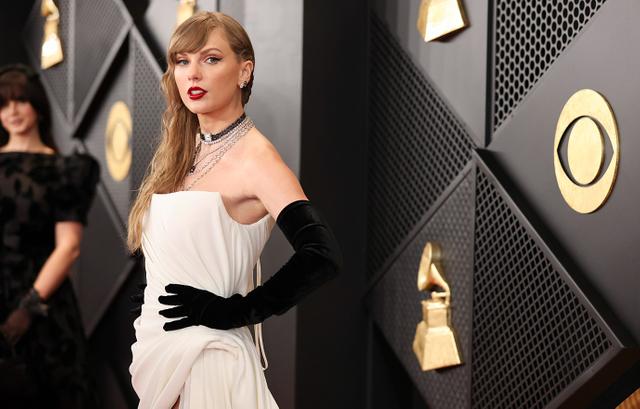 Taylor Swift Hides Mouth During Chat With Jack Antonoff At 2024 Grammys