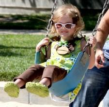 2009__09__infphoto_1024713 225×222.jpg