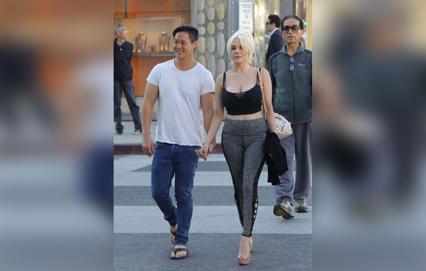 Courtney Stodden spotted looking at jewellery with her boyfriend