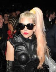 2011__03__Lady_Gaga_March28newsnea 197×300.jpg