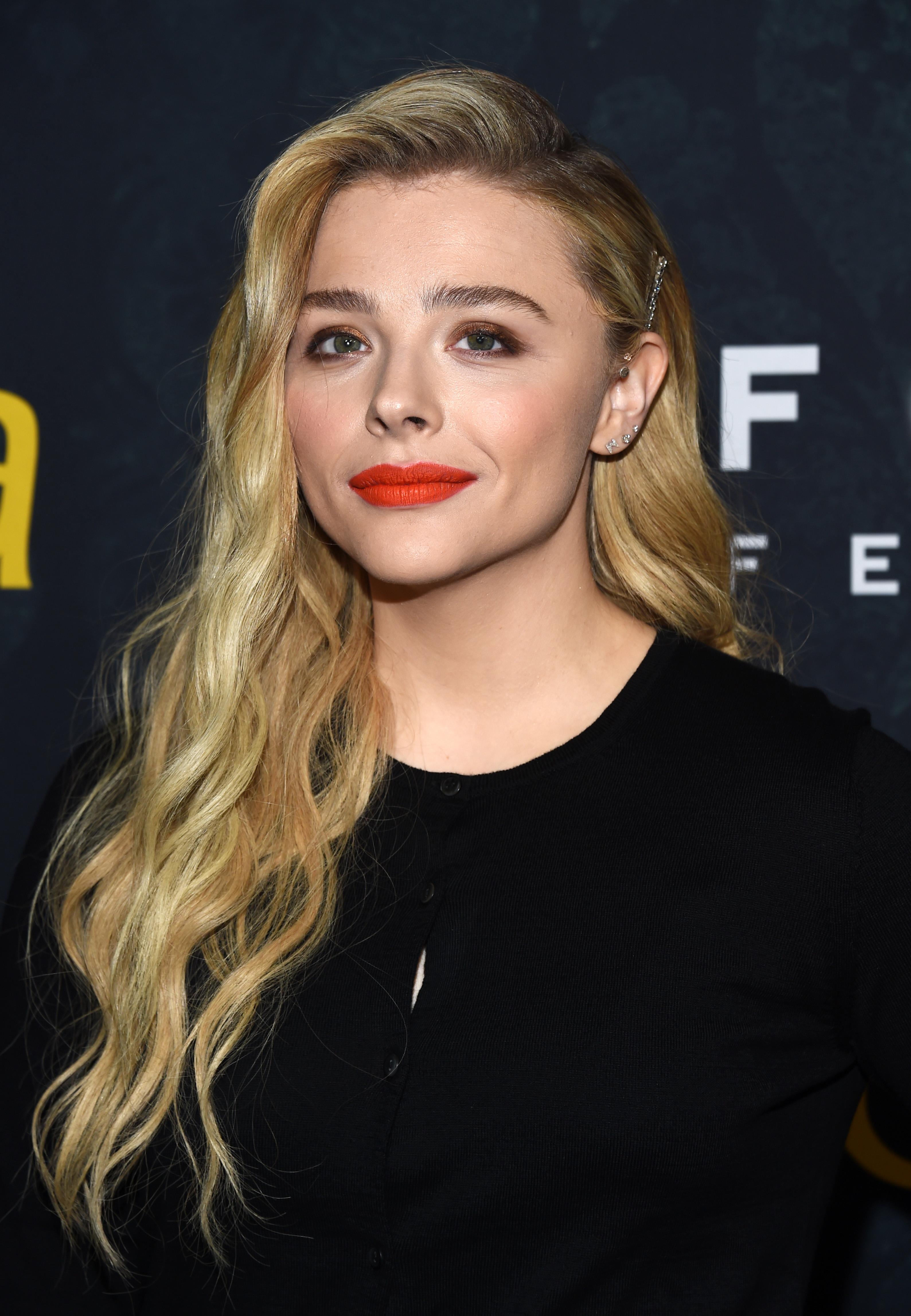 Chloë Grace Moretz changed her look for 'Greta