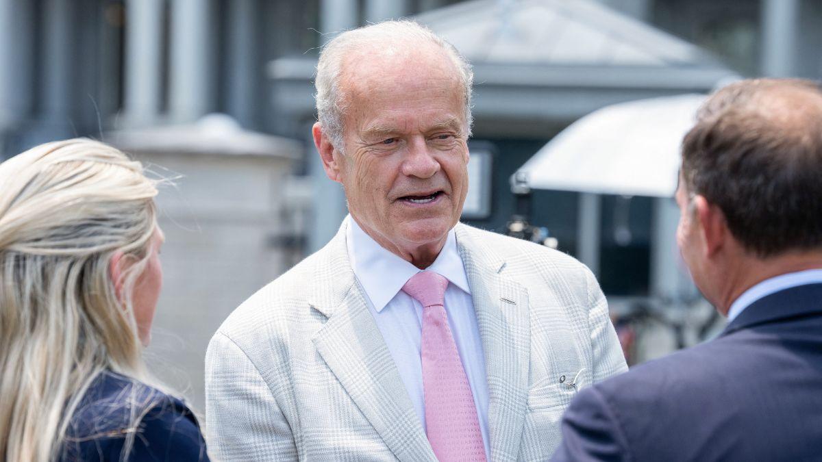 Image of Kelsey Grammer called for 'decent sentiment' towards the country and its leaders.