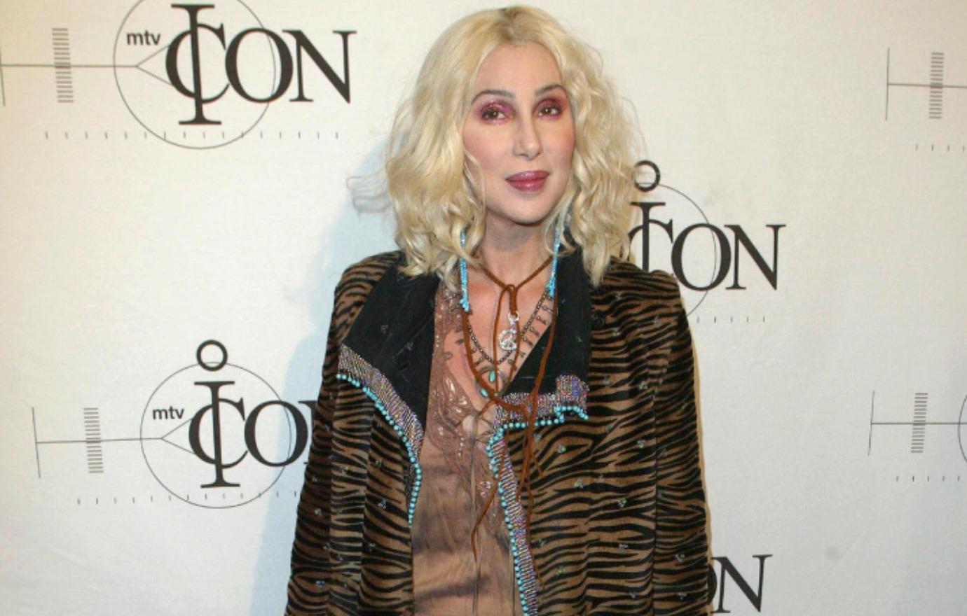 cher desperate help son elijah hired  men kidnap him