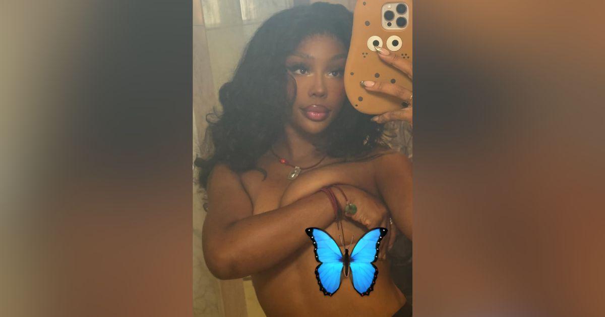 Image of SZA teased fans with a raunchy photo.