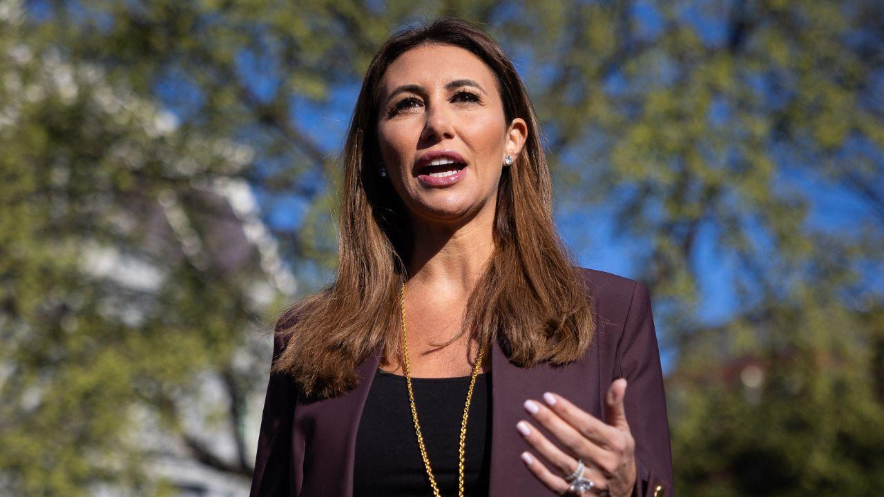Image of An expert questioned whether Alina Habba had the experience needed for the White House briefing room.