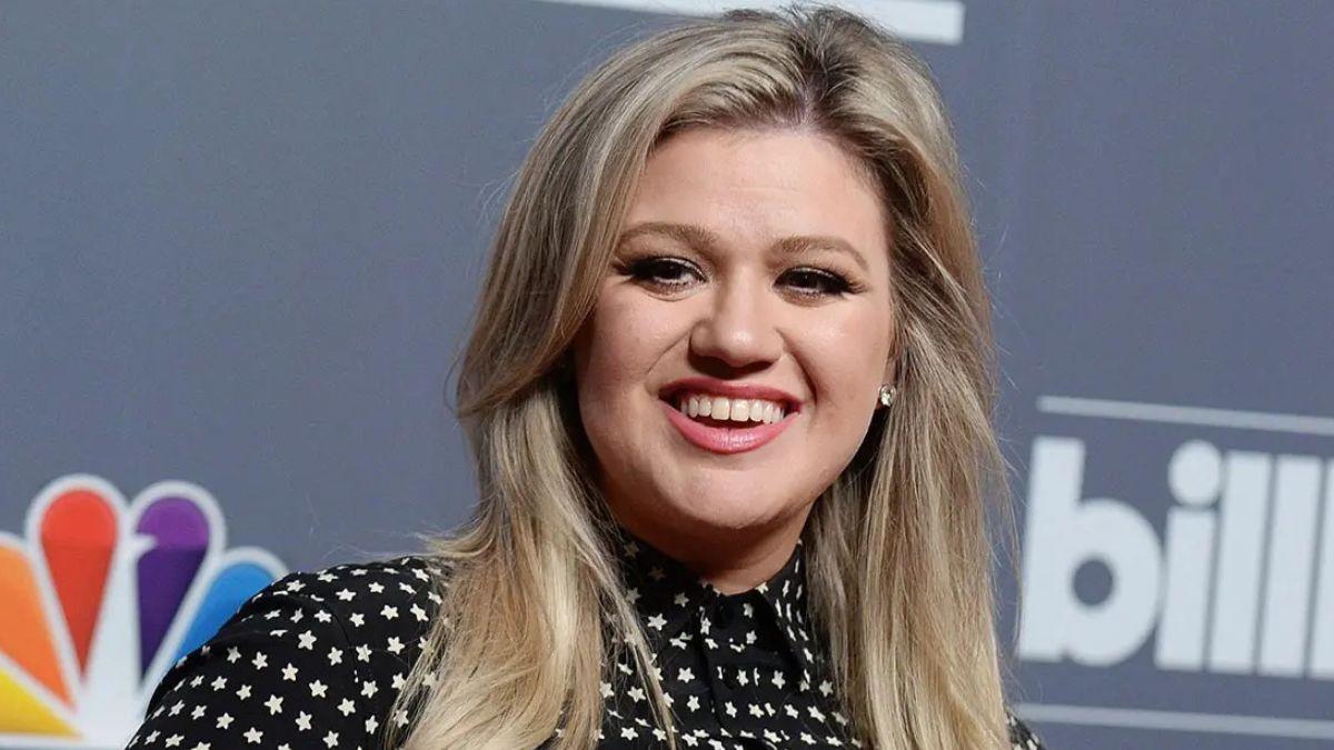 image of Kelly Clarkson