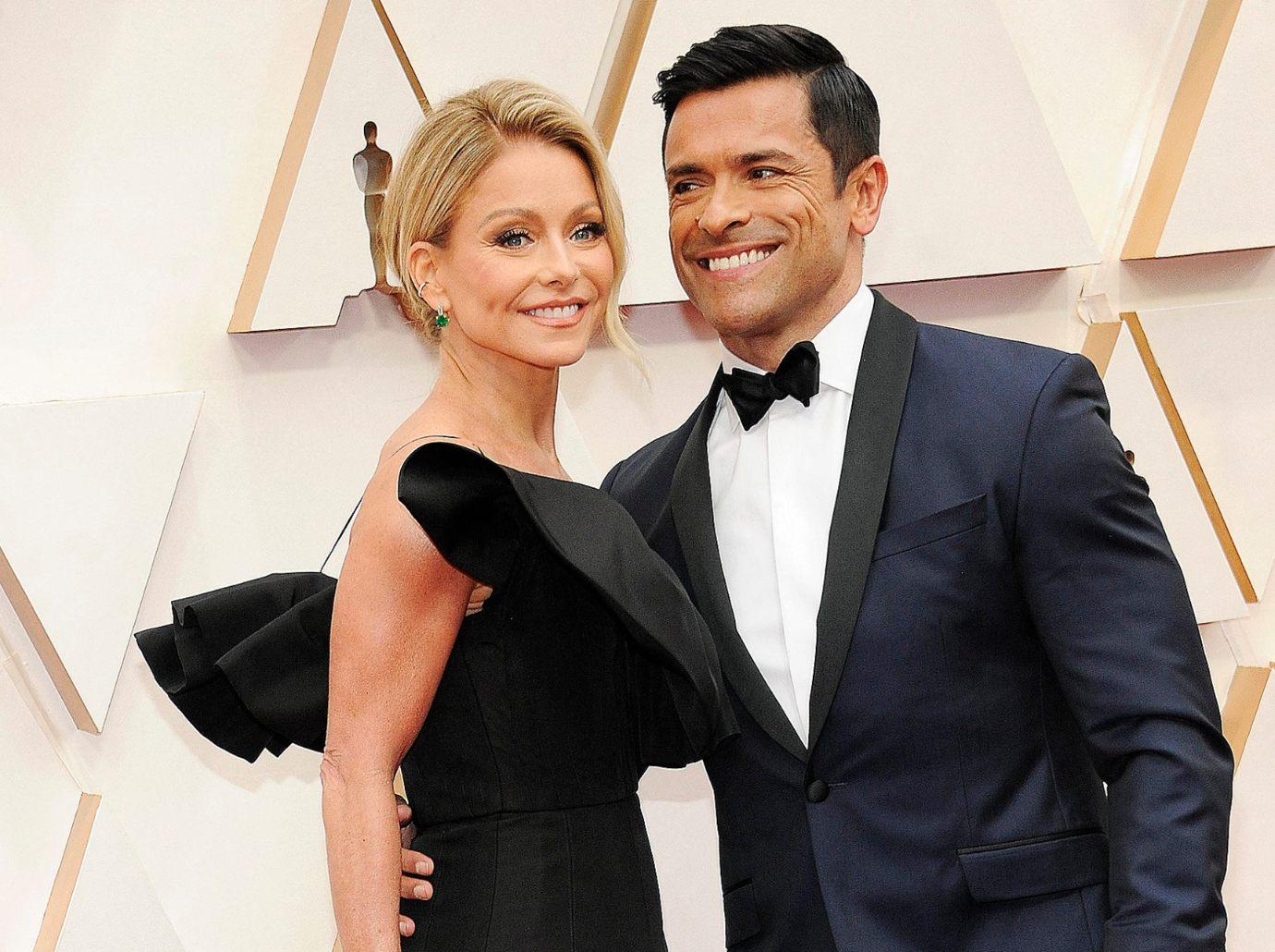 mark consuelos doesnt know kelly ripa love language