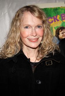 mia farrow daughter lark