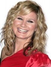 2009__12__holidayjennifernettles 169×224.jpg