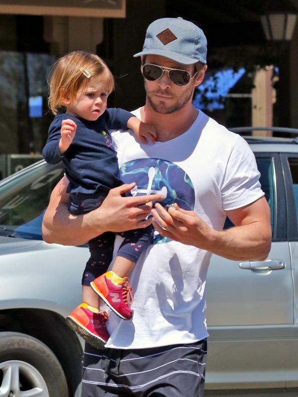 Chris Hemsworth goes a out for a drink with his family in Malibu