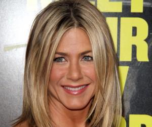 2011__07__Jennifer_Aniston_July7news 300×292.jpg