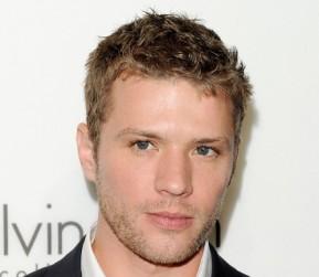 2010__05__Ryan_Phillippe_May7news 289×300.jpg