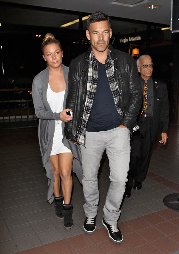 LeAnn Rimes Eddie Cibrian surrogate 04