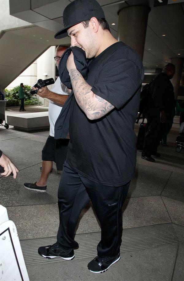 Rob kardashian weight loss kris jenner kuwtk paycheck cameras 07