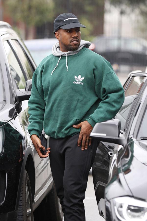 Ffn_ff9_ff10_akm_gsi_kanye_west_12232016_52264579