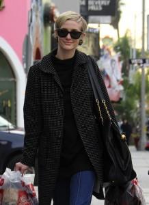 2010__12__FP_6376126_Simpson_Ashlee_LRR_122310 218&#215;300.jpg