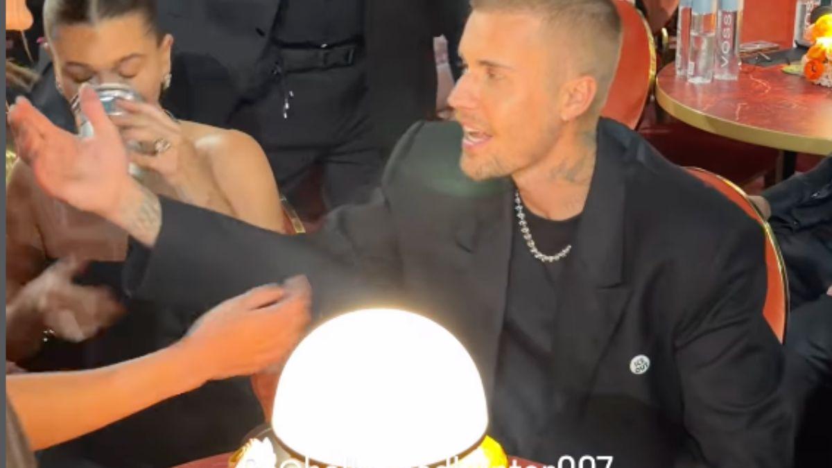 image of A few people on social media caught the moment.