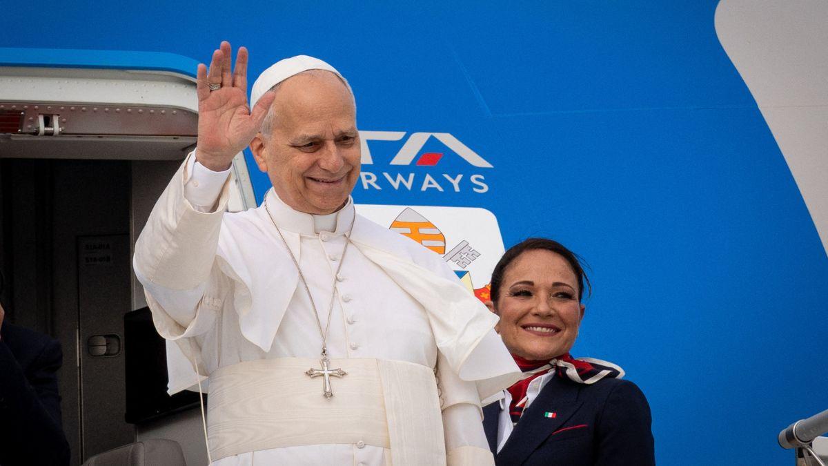 Image of The bishop defended Pope Leo XIV and condemned the president’s remarks.