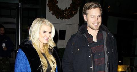 Jessica simpson dec1 6m.jpg