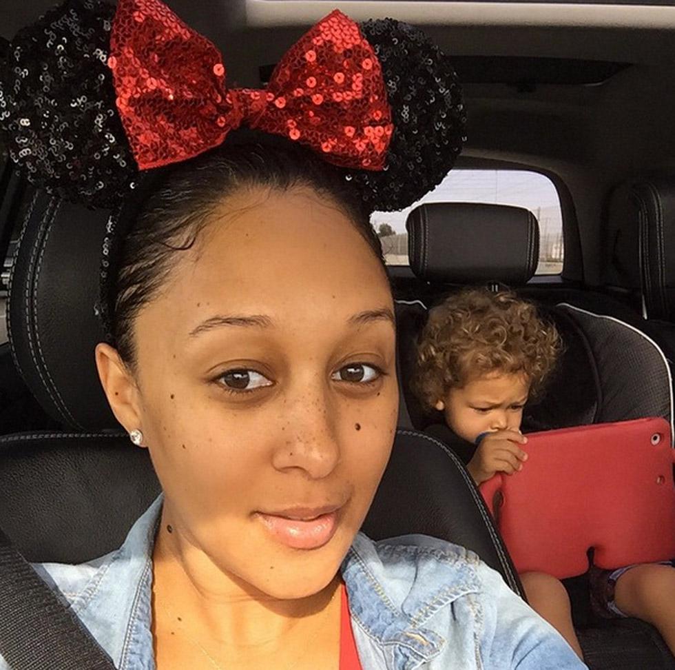 Tamera mowry disneyland selfie