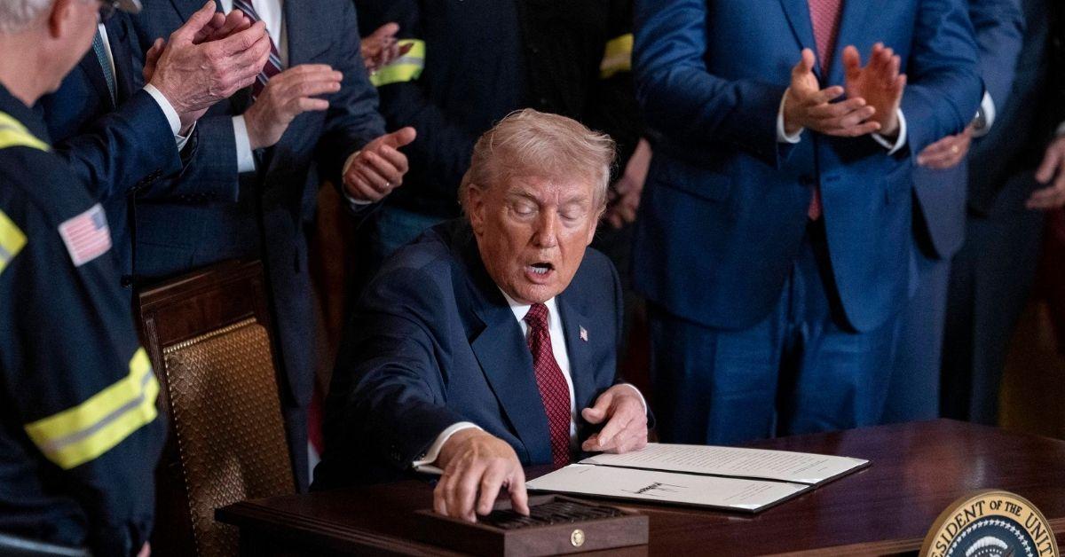 image of The moment quickly spread across social media.